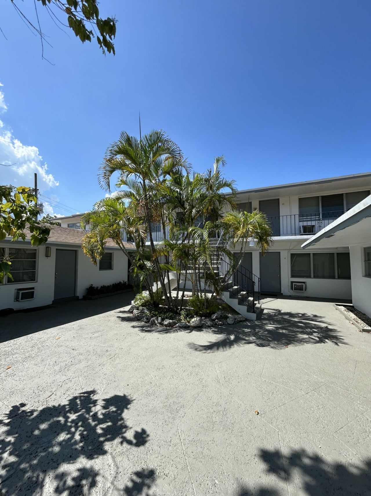 749 SE 15th Street, Unit 7, Fort Lauderdale, FL 33316 Photo
