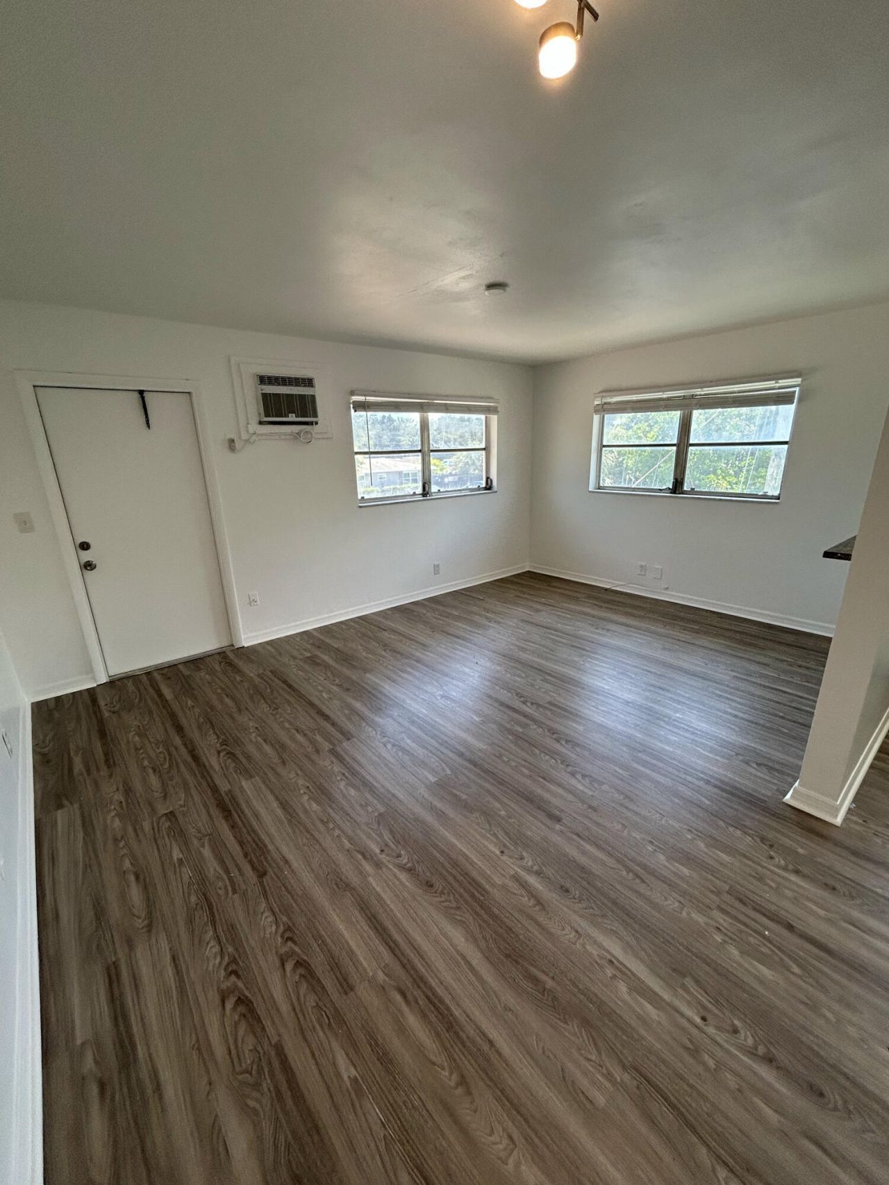 749 SE 15th Street, Unit 7, Fort Lauderdale, FL 33316 Photo