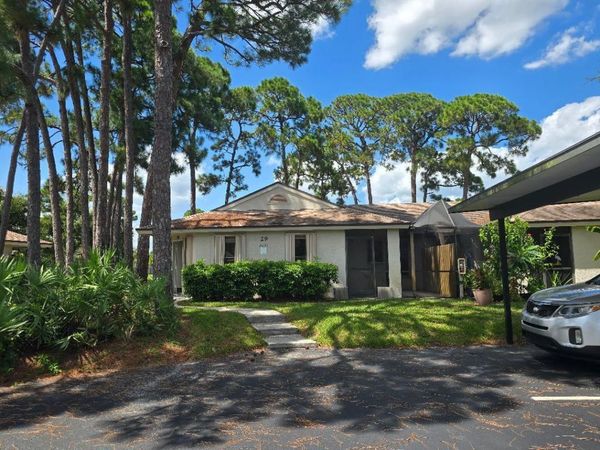 2833 Stoneway Lane, Unit B, Fort Pierce, FL 34982