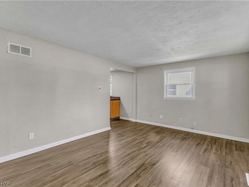 2855 Lincoln Street, Lorain, OH 44052 Photo 12