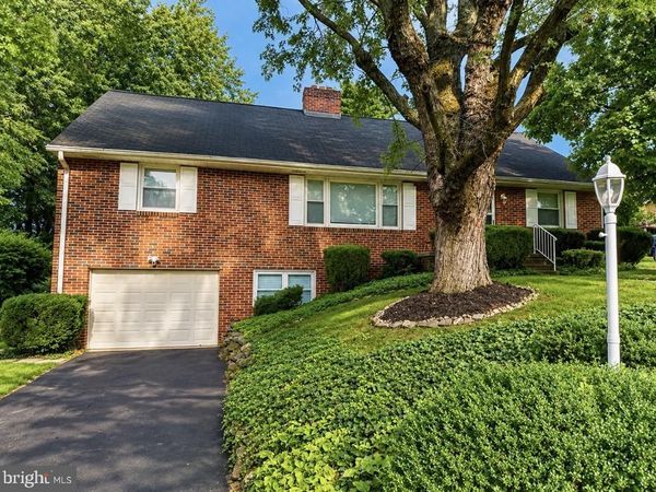 1039 MIDLAND AVENUE, YORK, PA 17403