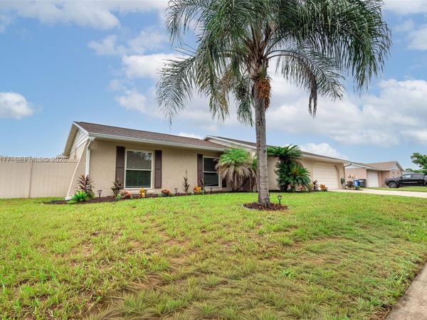 603 Wood Rd , Seffner, FL 33584