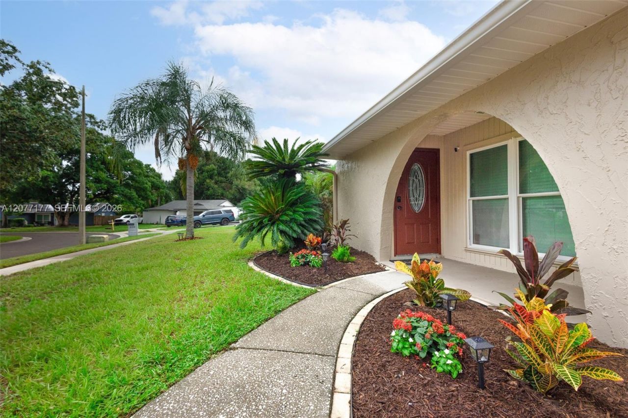 603 Wood Rd , Seffner, FL 33584 Photo