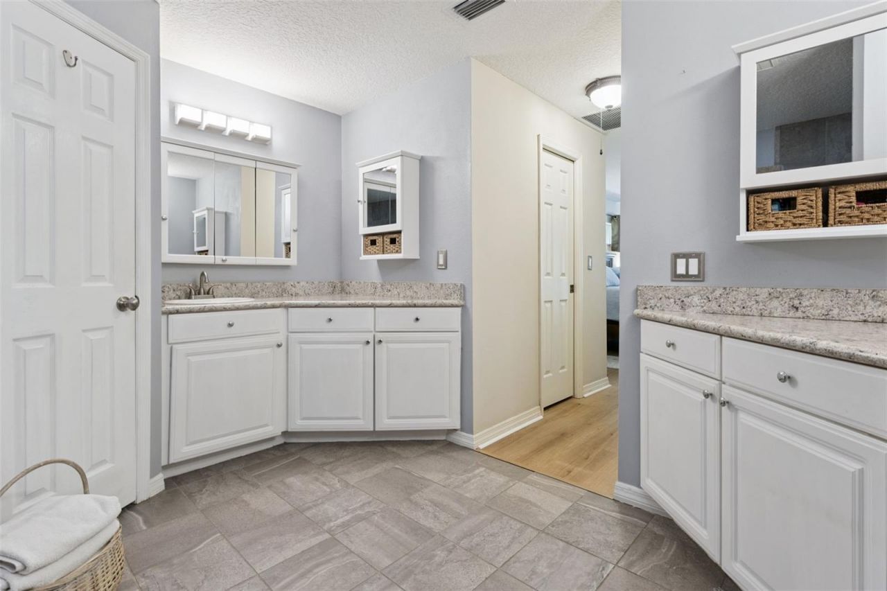 33440 Lake Bend Circle , Leesburg, FL 34788 Photo