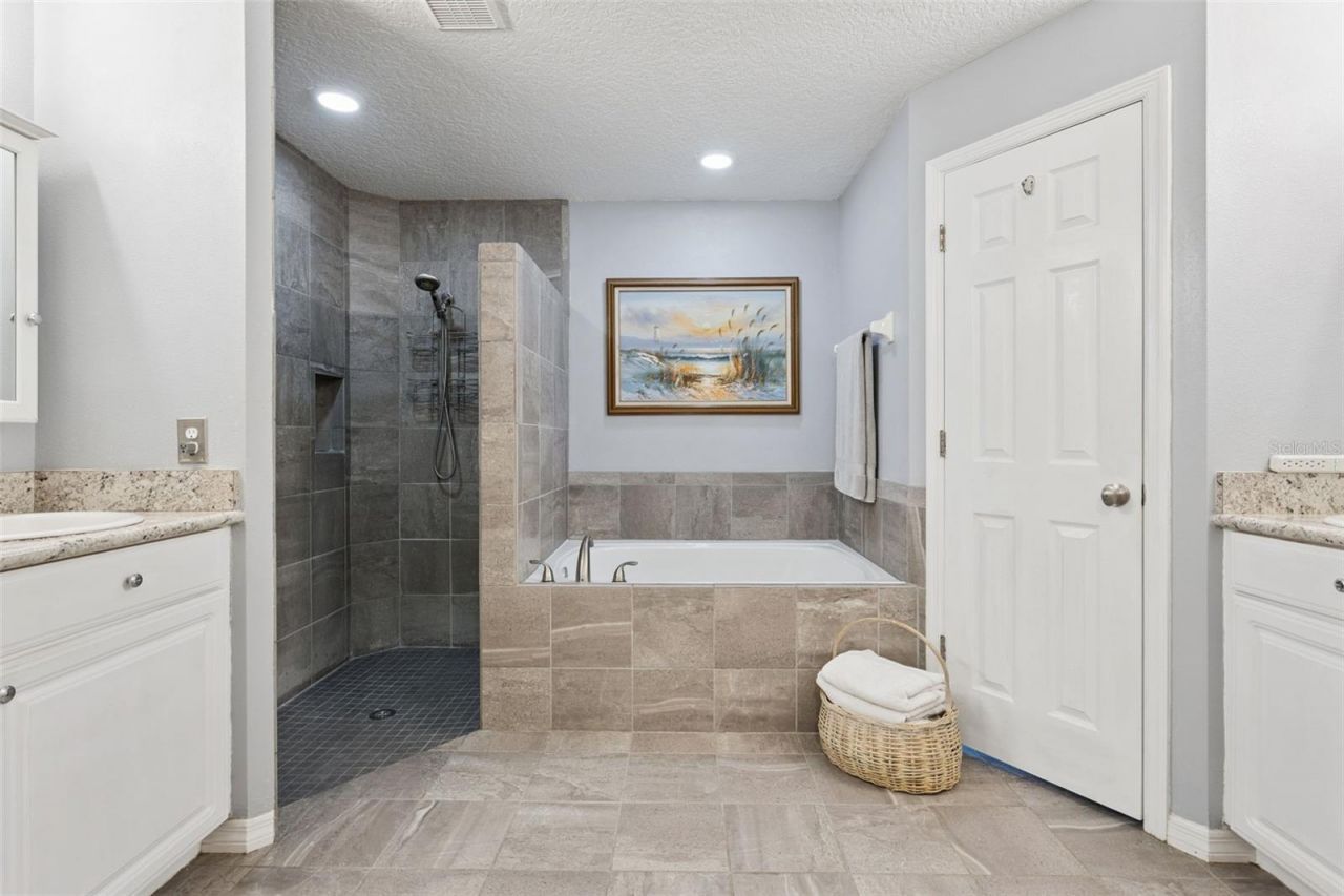 33440 Lake Bend Circle , Leesburg, FL 34788 Photo