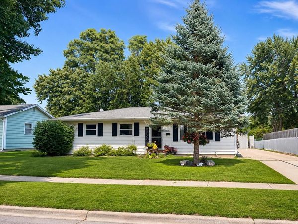 1413 Garfield Avenue, Beloit, WI 53511