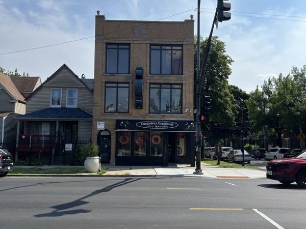 4159 W Fullerton Avenue, Unit 3, Chicago, IL 60639