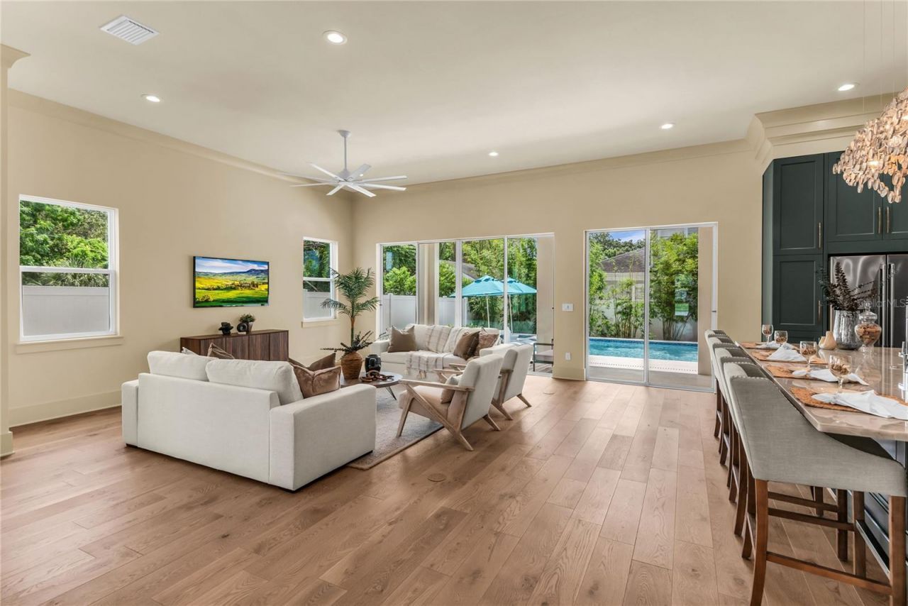 330 W Princeton Street, Orlando, FL 32804 Photo
