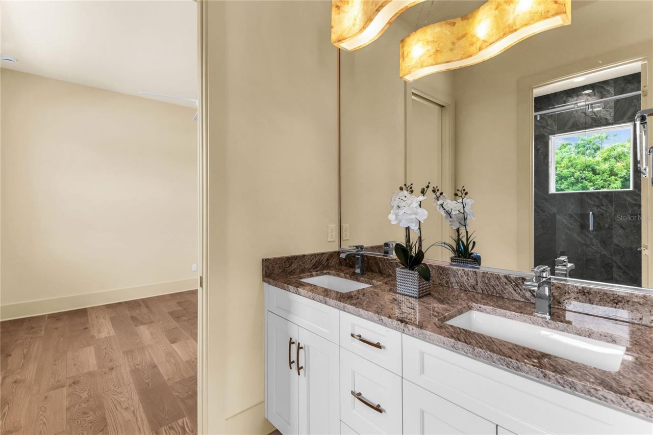330 W Princeton Street, Orlando, FL 32804 Photo