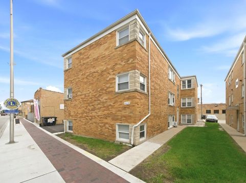 Main Photo