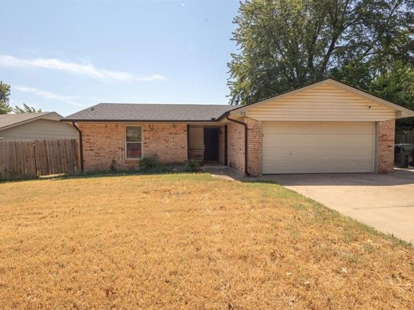 214 Shadybrook Place, Oklahoma City, OK 73110