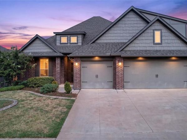 5412 Santa Lucia Drive, Mustang, OK 73064