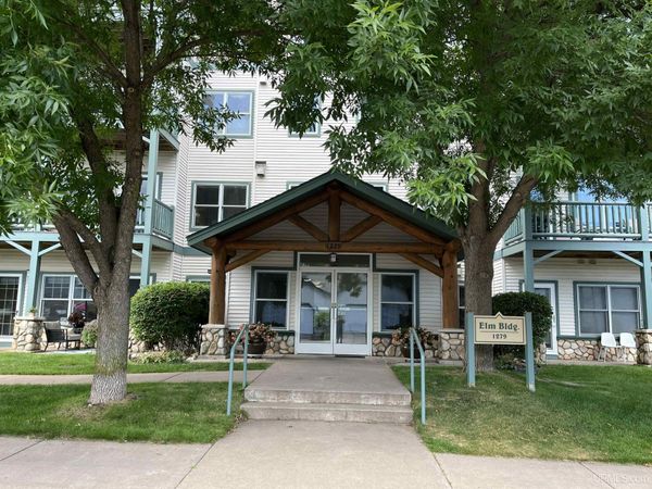 1279 Lakeshore Park Place, Marquette, MI 49855