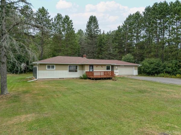 147 Caspian Cutoff Road, Stambaugh Twp, MI 49935