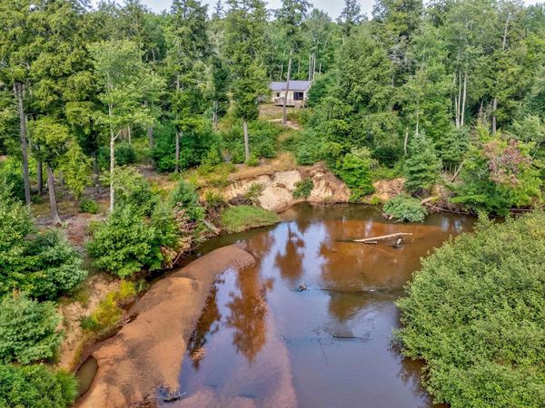 5307 N Cal's Drive, Manistique Twp, MI 49854