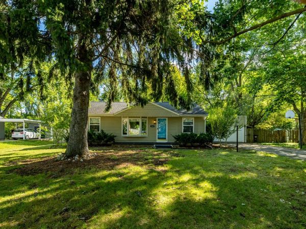 3163 Baylis Drive, Ann Arbor, MI 48108