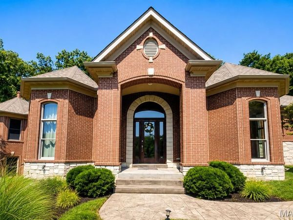 416 Kiefer Creek Road, Unincorporated, MO 63021