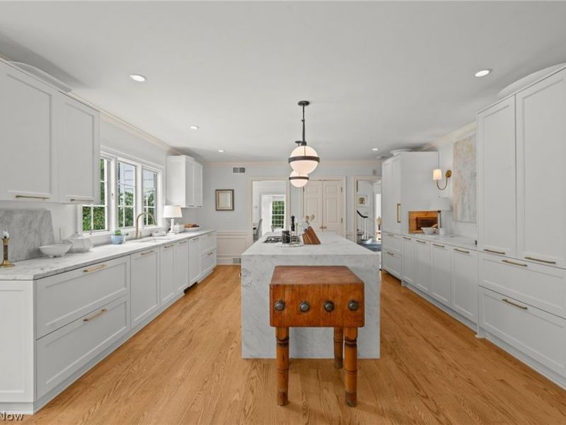 1249 W Hill Drive, Gates Mills, OH 44040 Photo 13