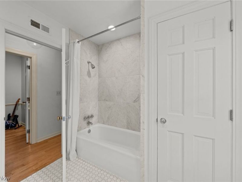 1249 W Hill Drive, Gates Mills, OH 44040 Photo 36