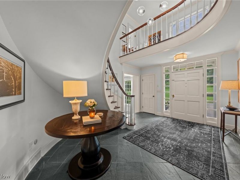 1249 W Hill Drive, Gates Mills, OH 44040 Photo 4