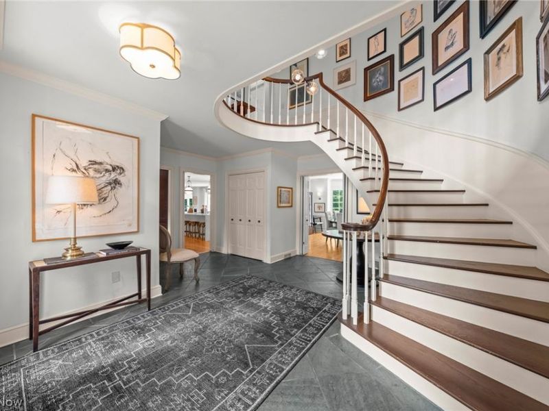 1249 W Hill Drive, Gates Mills, OH 44040 Photo 5