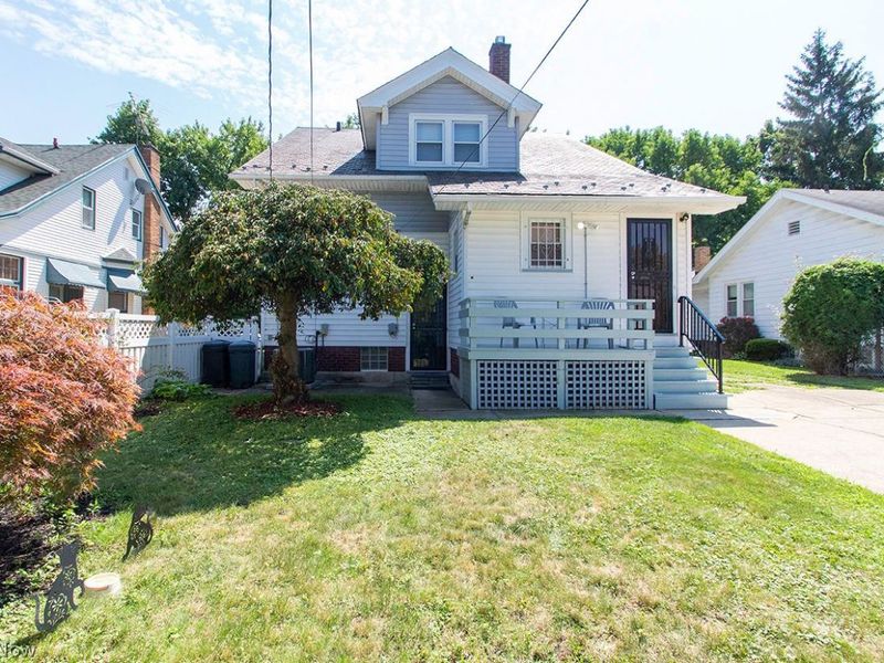 11116 Parkhurst Drive, Cleveland, OH 44111 Photo 29