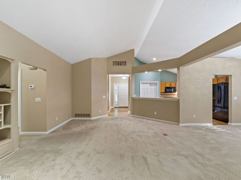 33884 Mapleridge Boulevard, Avon, OH 44011 Photo 10