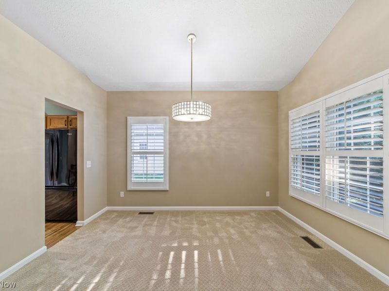 33884 Mapleridge Boulevard, Avon, OH 44011 Photo 16