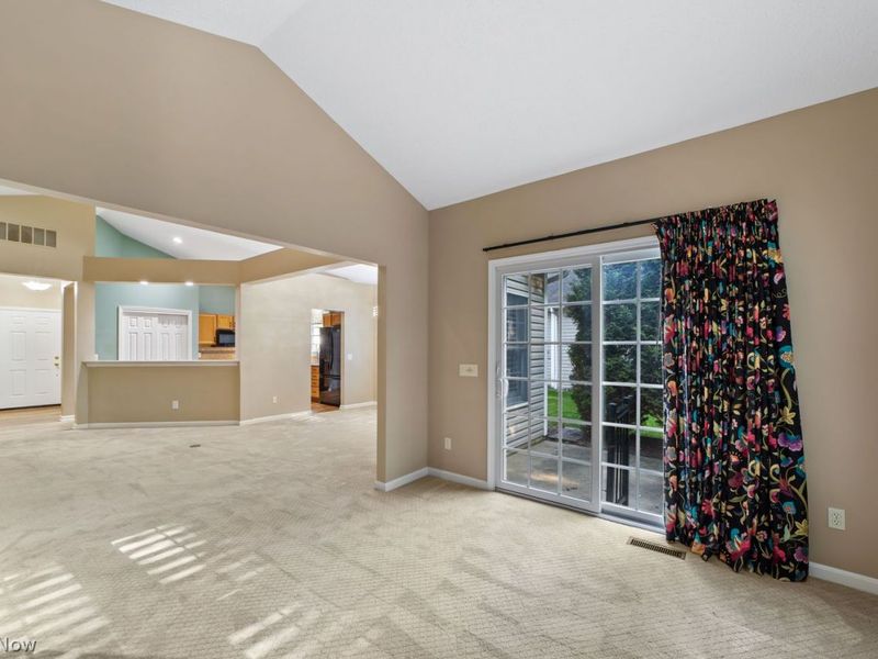33884 Mapleridge Boulevard, Avon, OH 44011 Photo 18