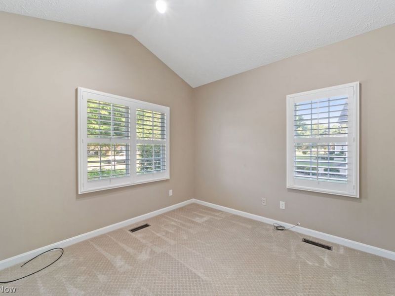 33884 Mapleridge Boulevard, Avon, OH 44011 Photo 20