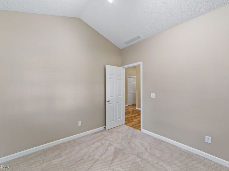 33884 Mapleridge Boulevard, Avon, OH 44011 Photo 22