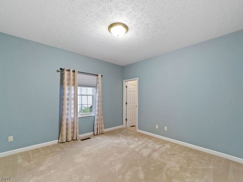 33884 Mapleridge Boulevard, Avon, OH 44011 Photo 23