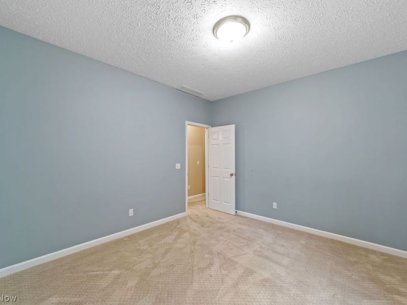 33884 Mapleridge Boulevard, Avon, OH 44011 Photo 25