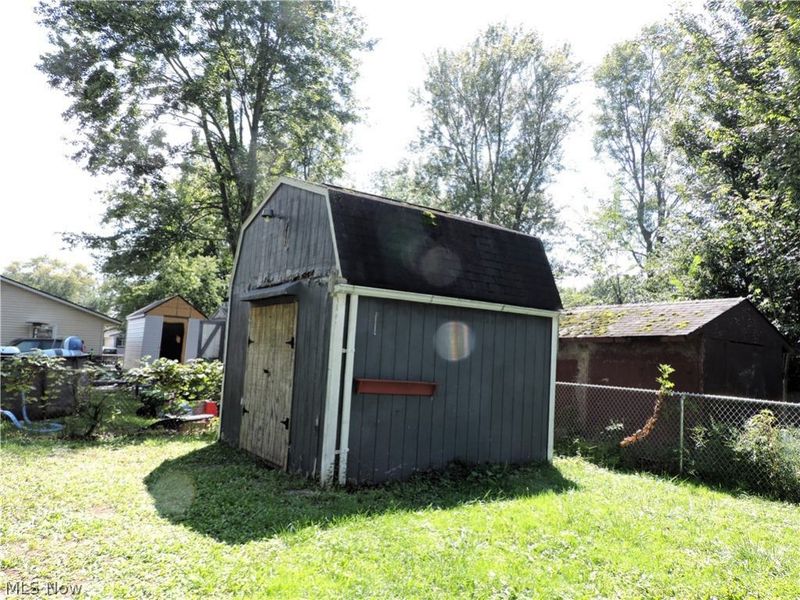 573 Delaware Avenue, Elyria, OH 44035 Photo 10
