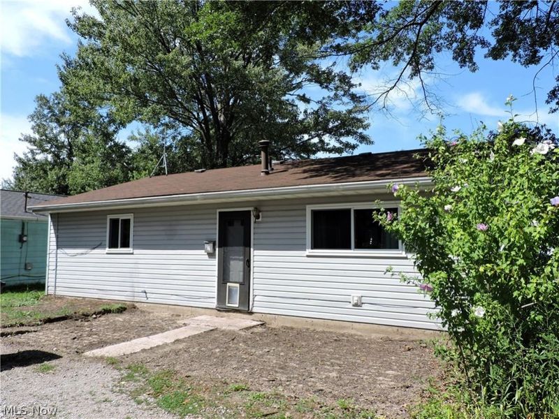 573 Delaware Avenue, Elyria, OH 44035 Photo 12