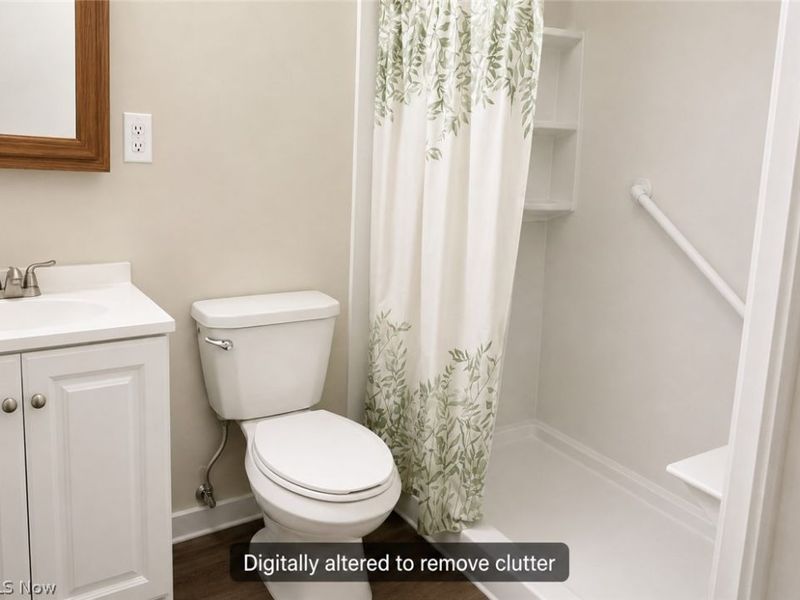 573 Delaware Avenue, Elyria, OH 44035 Photo 8