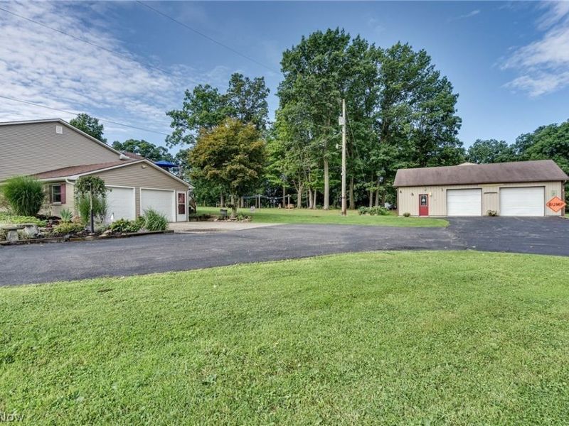 3902 S Newton Falls Road, Diamond, OH 44412 Photo 4