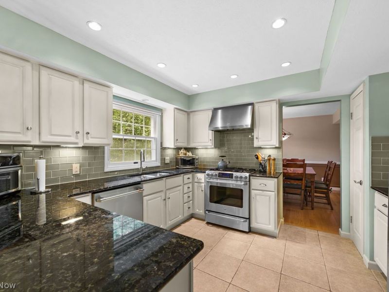 32772 Springside Lane, Solon, OH 44139 Photo 7