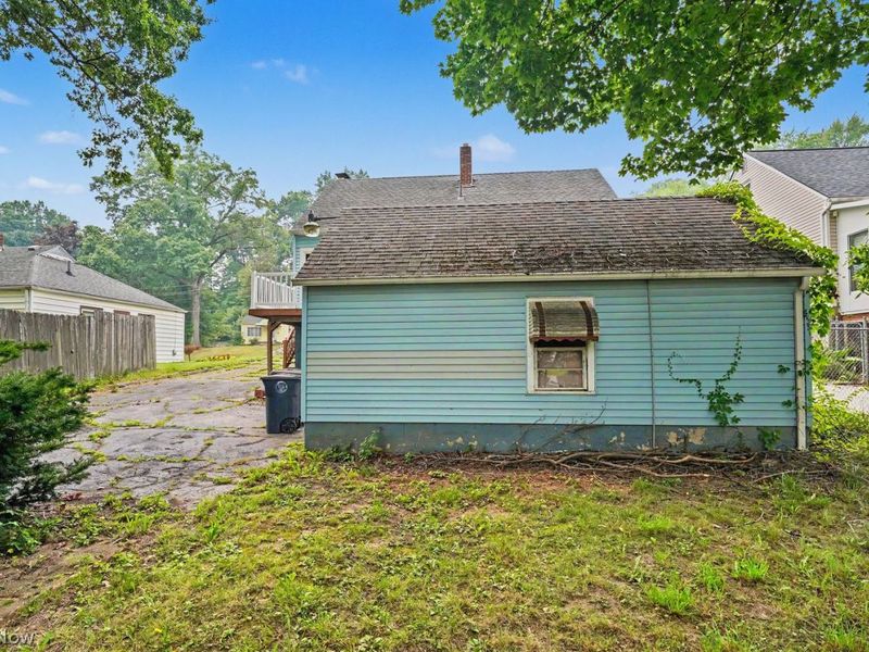 2651 Robindale Avenue, Akron, OH 44312 Photo 32