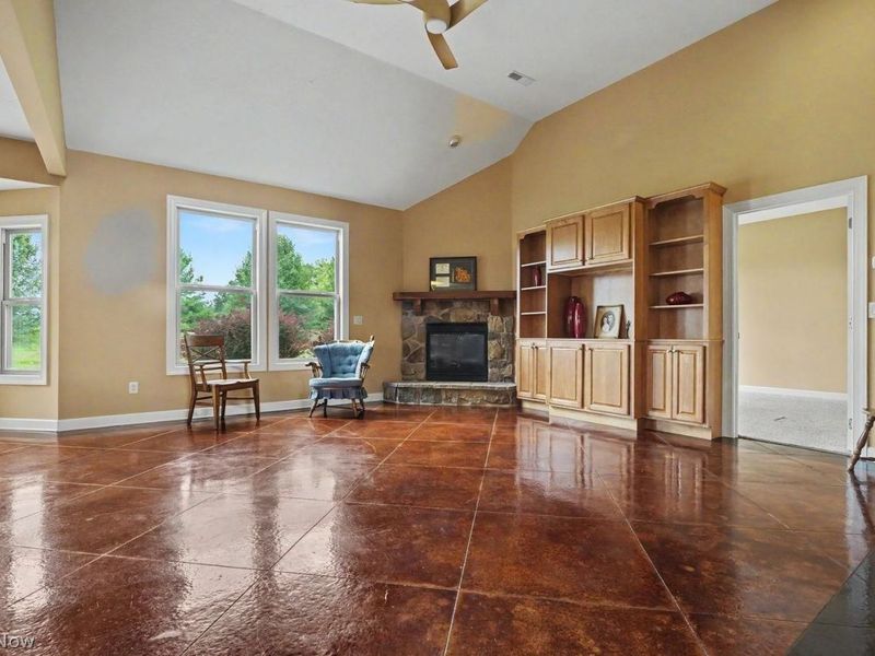 604 Rundle Street, Lagrange, OH 44050 Photo 6