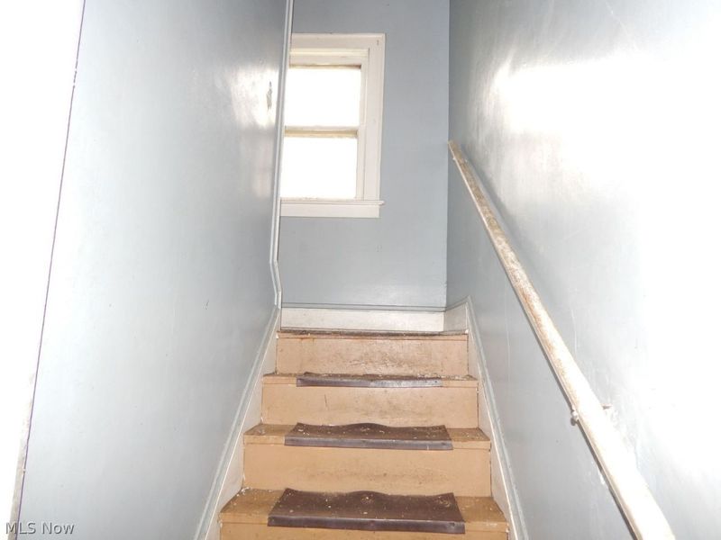 3389 Martin Luther King Jr Drive, Cleveland, OH 44104 Photo 13