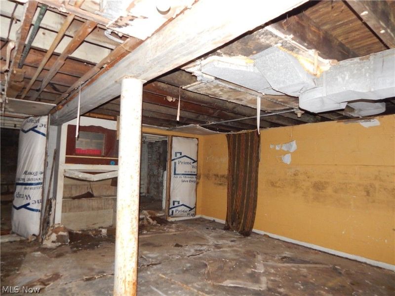 3389 Martin Luther King Jr Drive, Cleveland, OH 44104 Photo 23