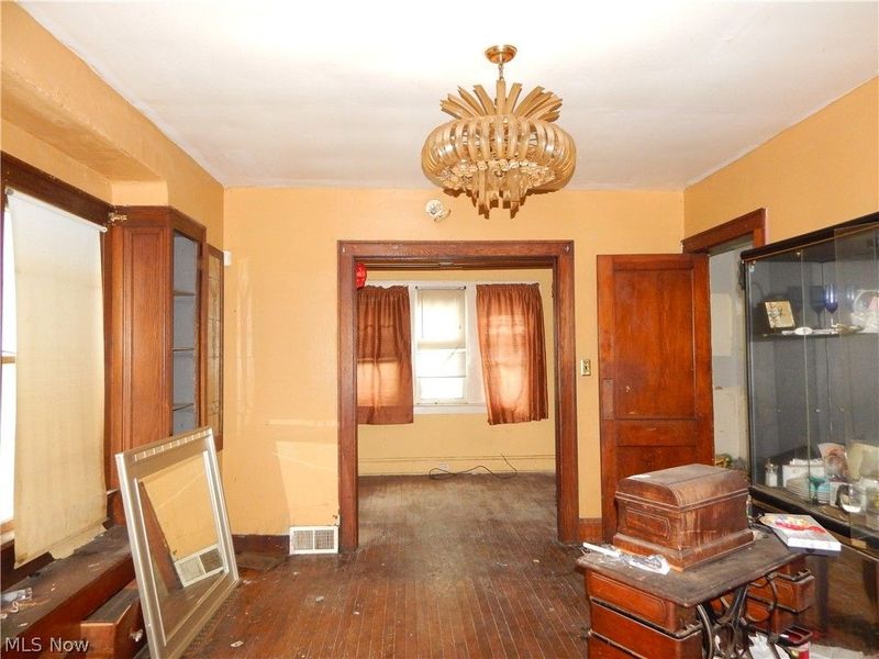 3389 Martin Luther King Jr Drive, Cleveland, OH 44104 Photo 5