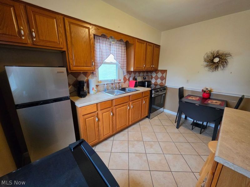 331 St Clair Avenue, Cadiz, OH 43907 Photo 4