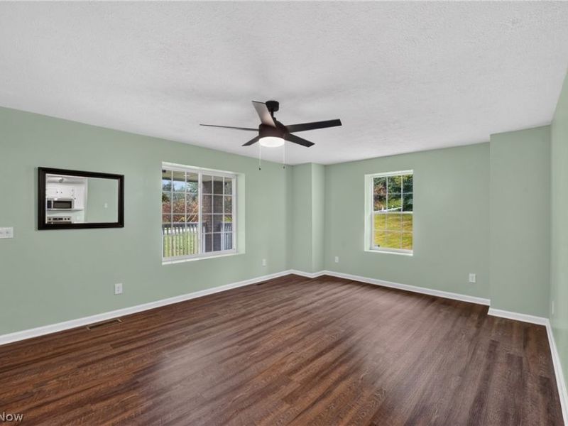 7915 Hill Church Street SE, East Canton, OH 44730 Photo 12