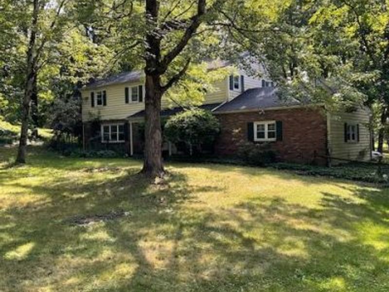 7100 Chestnut Drive, Walton Hills, OH 44146 Photo 1