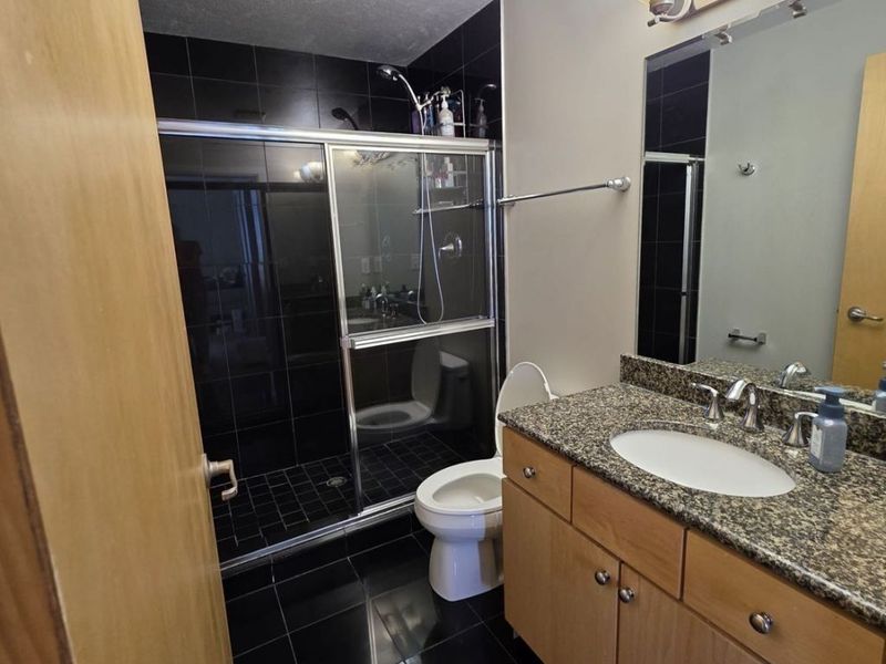 1237 Washington Avenue, Unit 608, Cleveland, OH 44113 Photo 4