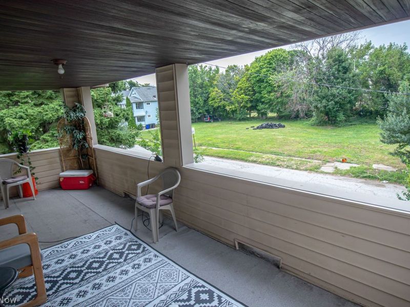 13609 Eaglesmere Avenue, Cleveland, OH 44110 Photo 7