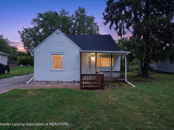 3331 Viking Street, Lansing, MI 48911