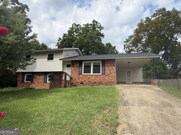215 Sunnydale Drive, Warner Robins, GA 31088